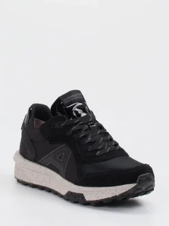 – Outdoor-Sneaker aus Veloursleder und Mesh*Allrounder New