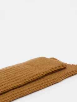 – Rippstricksocken aus Wolle karamell*Alto Milano