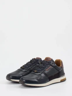 – Sneaker aus Kalbleder in Dunkel*Ambitious