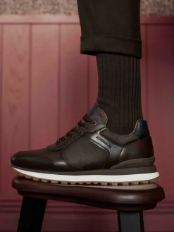 – Sneaker aus Kalbleder und Mesh*Ambitious Best