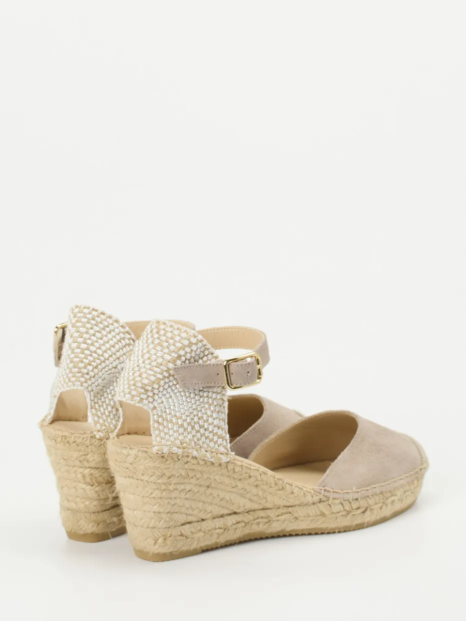 – Keilsandalette aus Veloursleder taupe*Andrea Puccini