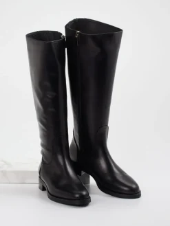 – Kniehohe Stiefel aus Kalbleder*Andrea Puccini Clearance