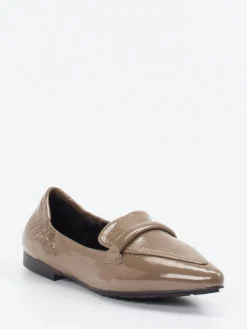 – Loafer aus Lackleder in Taupe*Andrea Puccini New