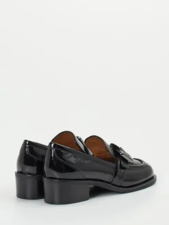 – Loafer aus Lackleder*Andrea Puccini New