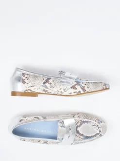 – Loafer aus geprägtem Leder beige*Andrea Puccini