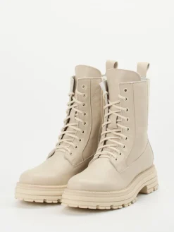 – Schnürboots aus Kalbleder*Andrea Puccini Hot