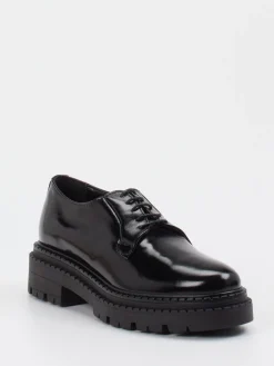 – Schnürschuh aus Lackleder*Andrea Puccini Hot