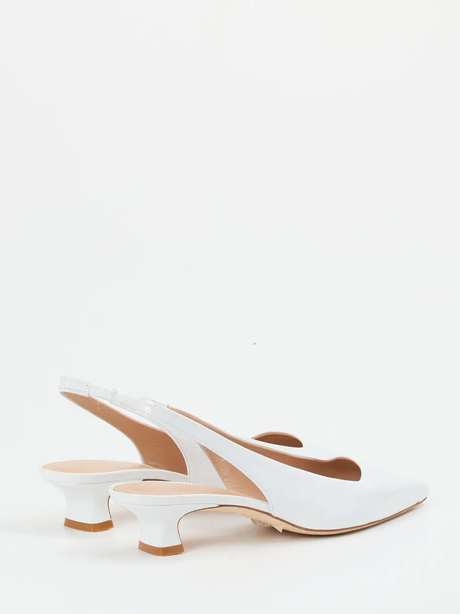 – Slingback-Pumps aus Lackleder*Andrea Puccini Hot