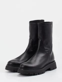 – Stiefeletten aus Lammleder*Andrea Puccini Best