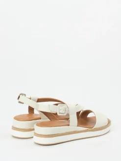 Damen Andrea Sabatini – Plateau-Sandale aus Leder cremeweiß