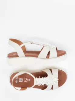 – Komfortsandale aus geprägtem Leder creme*Ara Clearance