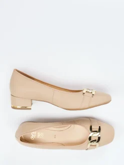 Damen Ara – Pumps aus Kalbleder mit Zierkette