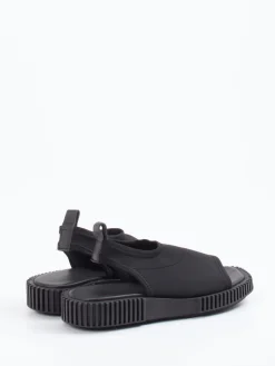 – Sandaletten aus Stretchmaterial*Arche Discount