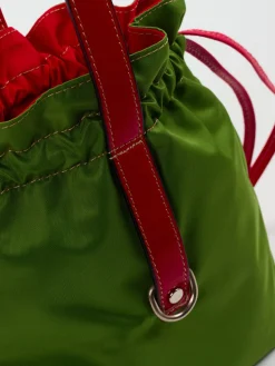 – Beuteltasche aus Textil und Leder gras*AU 79 Hot