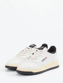 – Low-Top Sneaker aus Kalbleder Offwhite*Autry Discount
