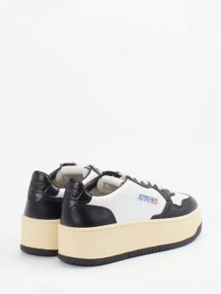 – Plateau-Sneaker aus Leder*Autry New