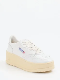 Damen Autry – Platform-Sneaker aus Leder -beige