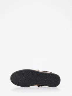 – Sneaker aus Veloursleder und Glitzertextil*4B12 Hot