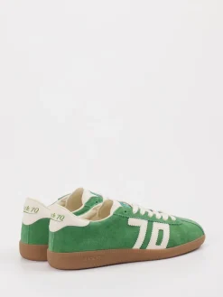 – Retro-Sneaker aus Veloursleder*Back 70