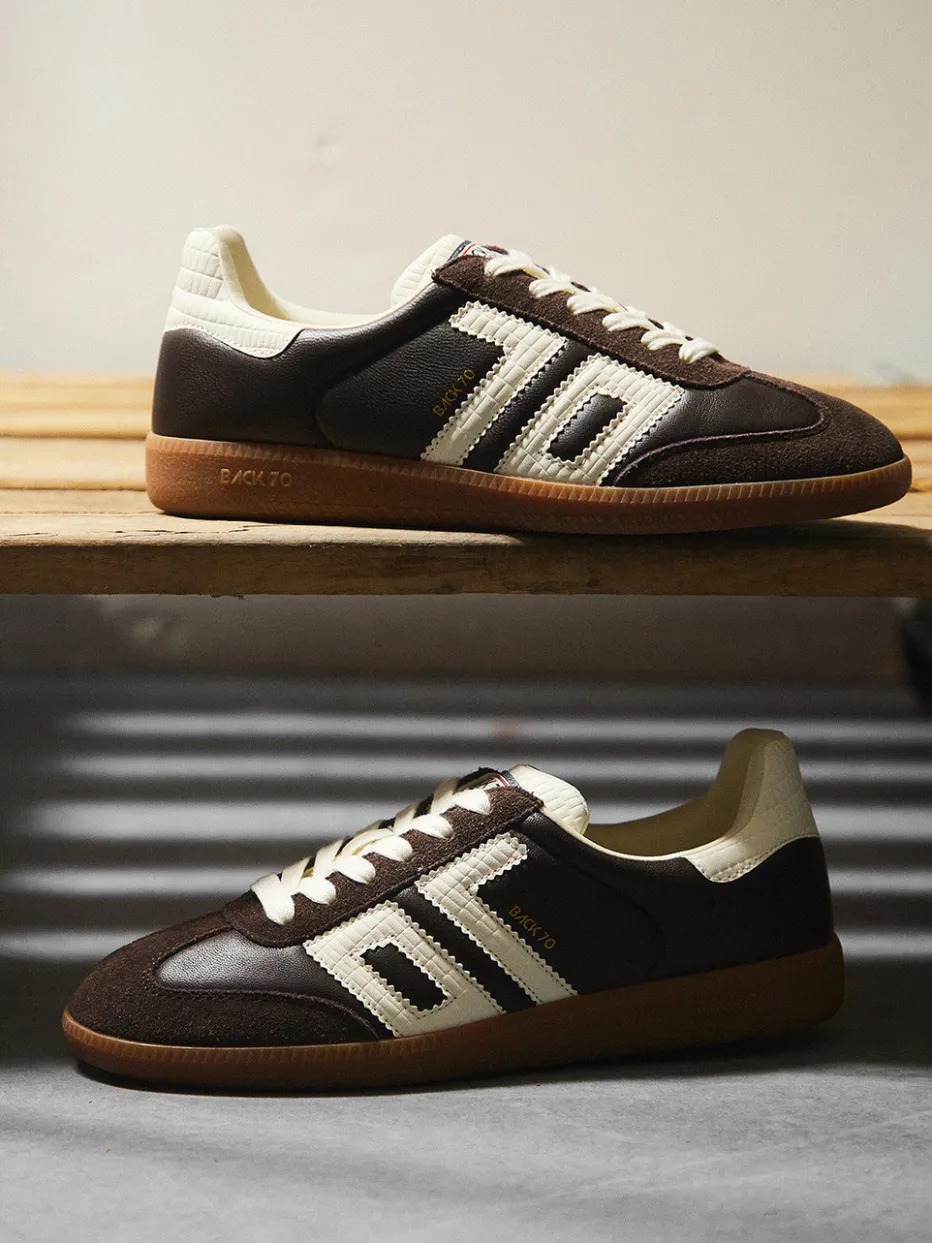 – Retro-Sneaker aus Veloursleder*Back 70 Clearance