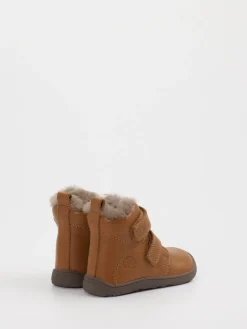 Kinder Bisgaard – Klettboots aus Leder cognac
