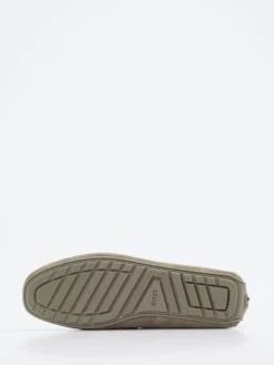 Herren Boss – Penny Loafer aus Veloursleder in Taupe