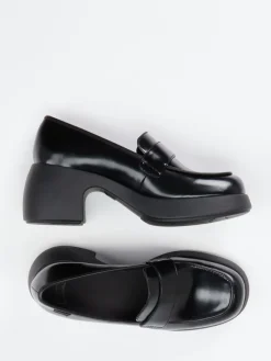 – Loafer aus Hochglanzleder*Camper Online