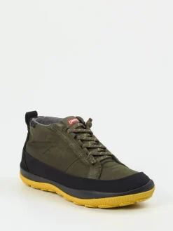 – Outdoor-Sneaker aus Textil und Veloursleder*Camper