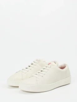 Damen Camper – Sneaker aus Kalbleder in Creme