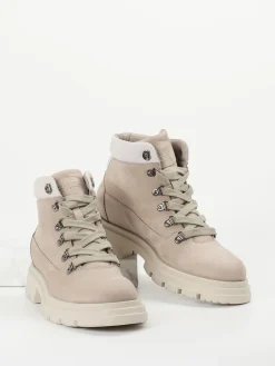 – Schnürboots aus Nubukleder*Candice Cooper New