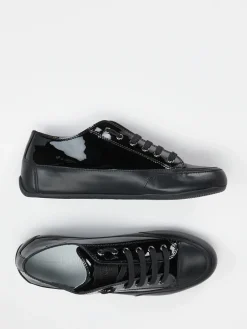 – Sneaker aus Lackleder*Candice Cooper Hot