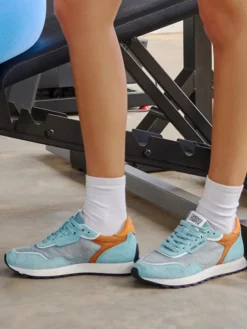 Damen Candice Cooper – Sneaker aus Veloursleder hell