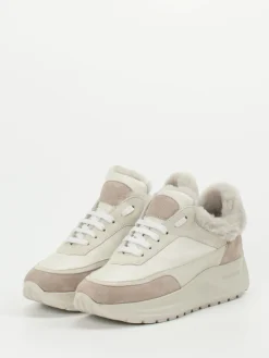 – Sneaker aus Kalbleder mit Fellfutter*Candice Cooper New