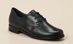 – Derby aus Kalbleder in Dunkel*Christian Dietz