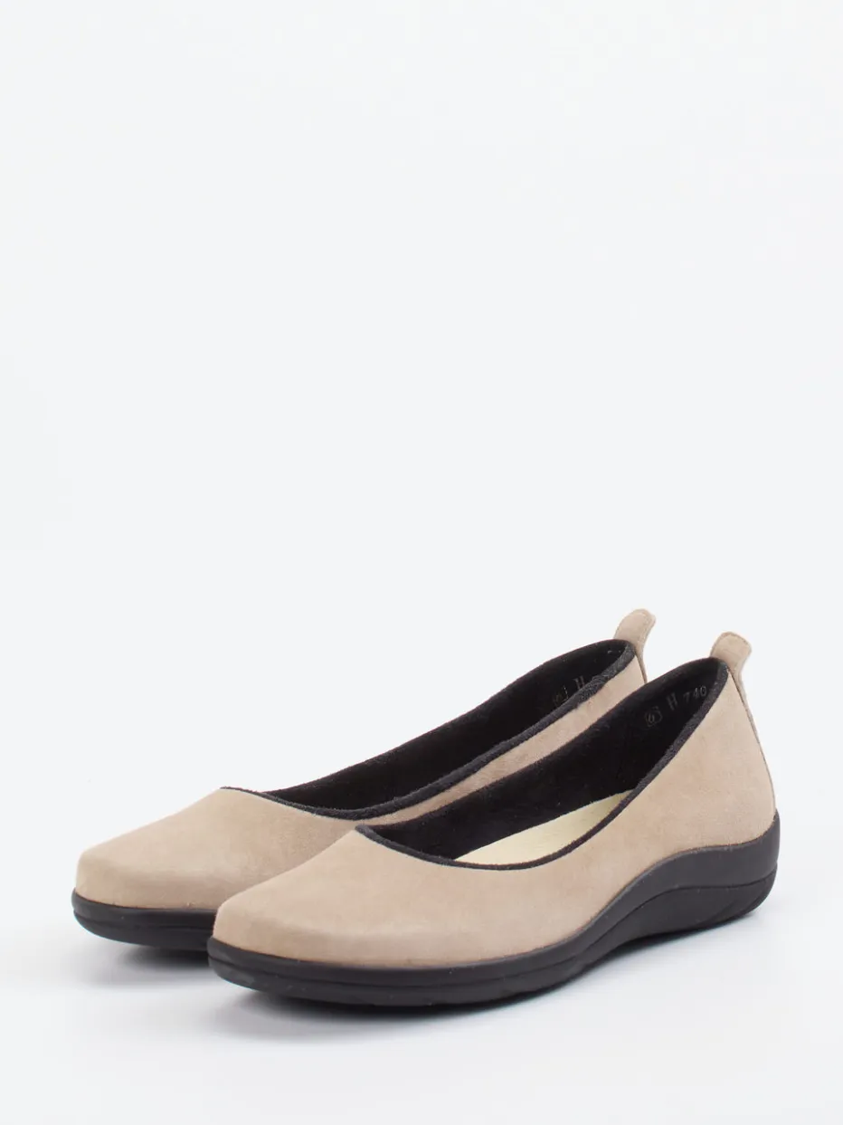 – Komfort-Ballerinas aus Veloursleder*Christian Dietz