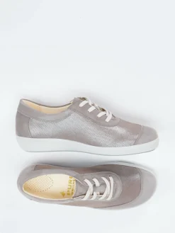 – Komfort-Sneaker aus Stretch und Veloursleder*Christian Dietz New