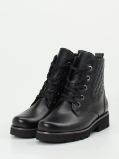 – Schnürboots aus Kalbleder*Christian Dietz Hot