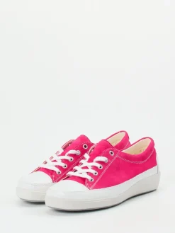 – Sneaker aus Veloursleder*Christian Dietz New