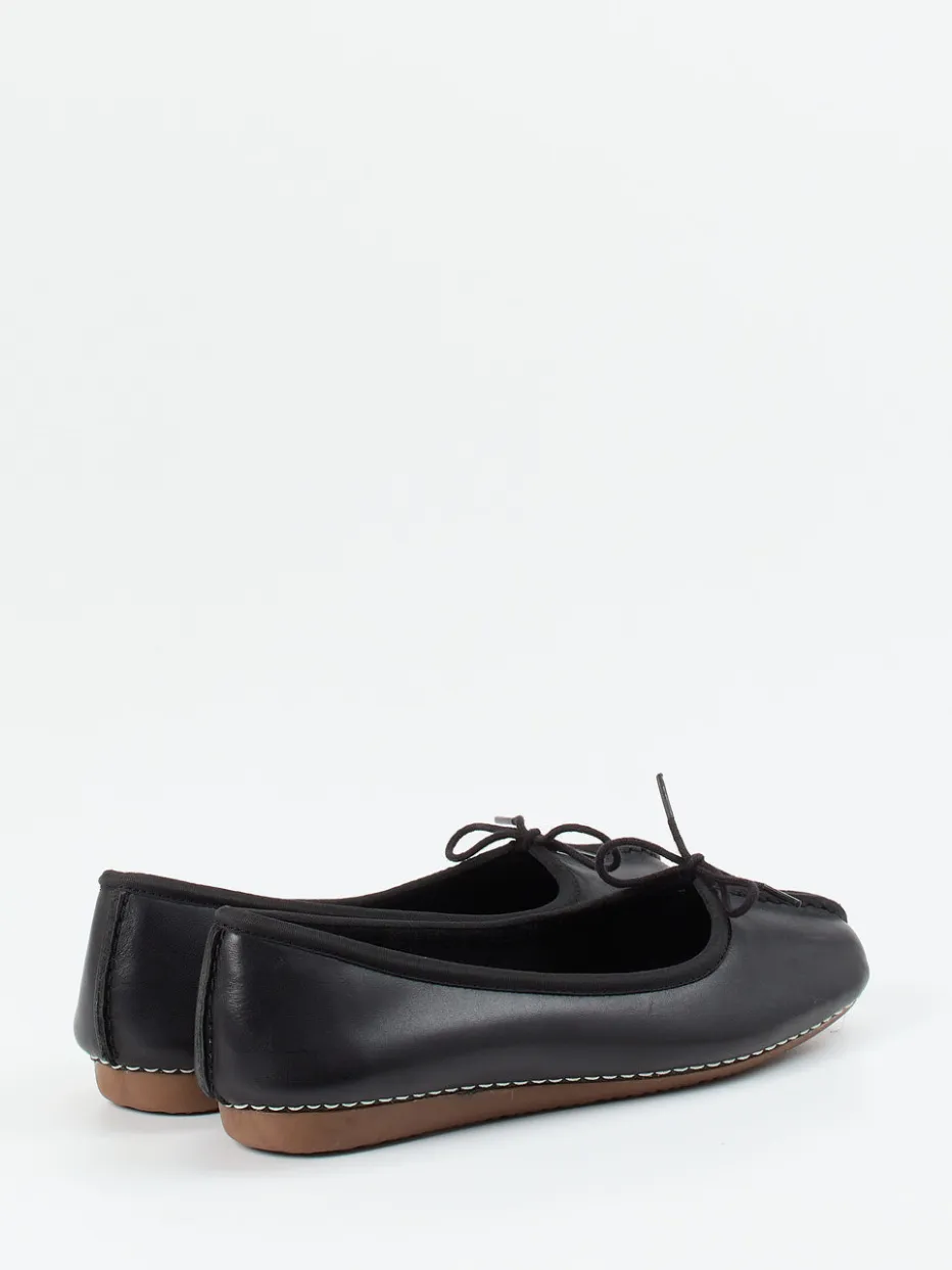 Damen Clarks – Komfort-Ballerinas aus Kalbleder