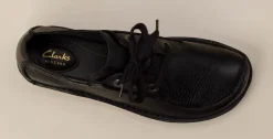 – Schnürschuhe aus Kalbleder*Clarks Online