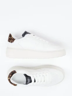 – Plateau-Sneaker aus Kalbleder Offwhite*Copenhagen Sale