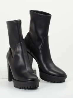 – Plateau-Stiefeletten aus Stretchleder*Copenhagen Best