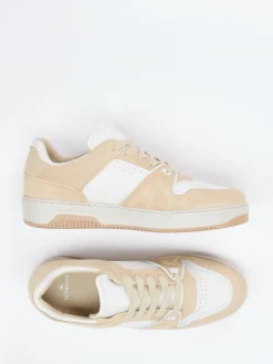 – Sneaker aus Kalbleder und Veloursleder Beige*Copenhagen Discount
