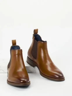 – Chelsea Boot aus Fettleder cognac*Daniel Kenneth