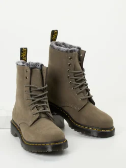 Damen Dr. Martens – Schnürboots aus Nubukleder taupefarben