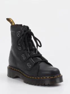 – Schnürboots aus Kalbleder*Dr. Martens Online