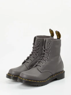 Damen Dr. Martens – Schnürboots aus Kalbleder stein