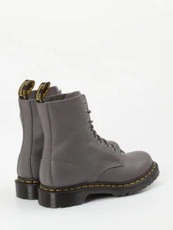 Damen Dr. Martens – Schnürboots aus Kalbleder stein