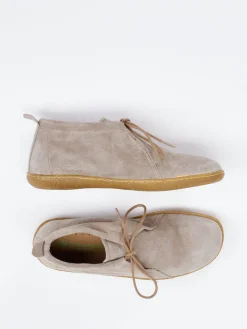 – Desert Boot aus Veloursleder grau*El Naturalista Hot