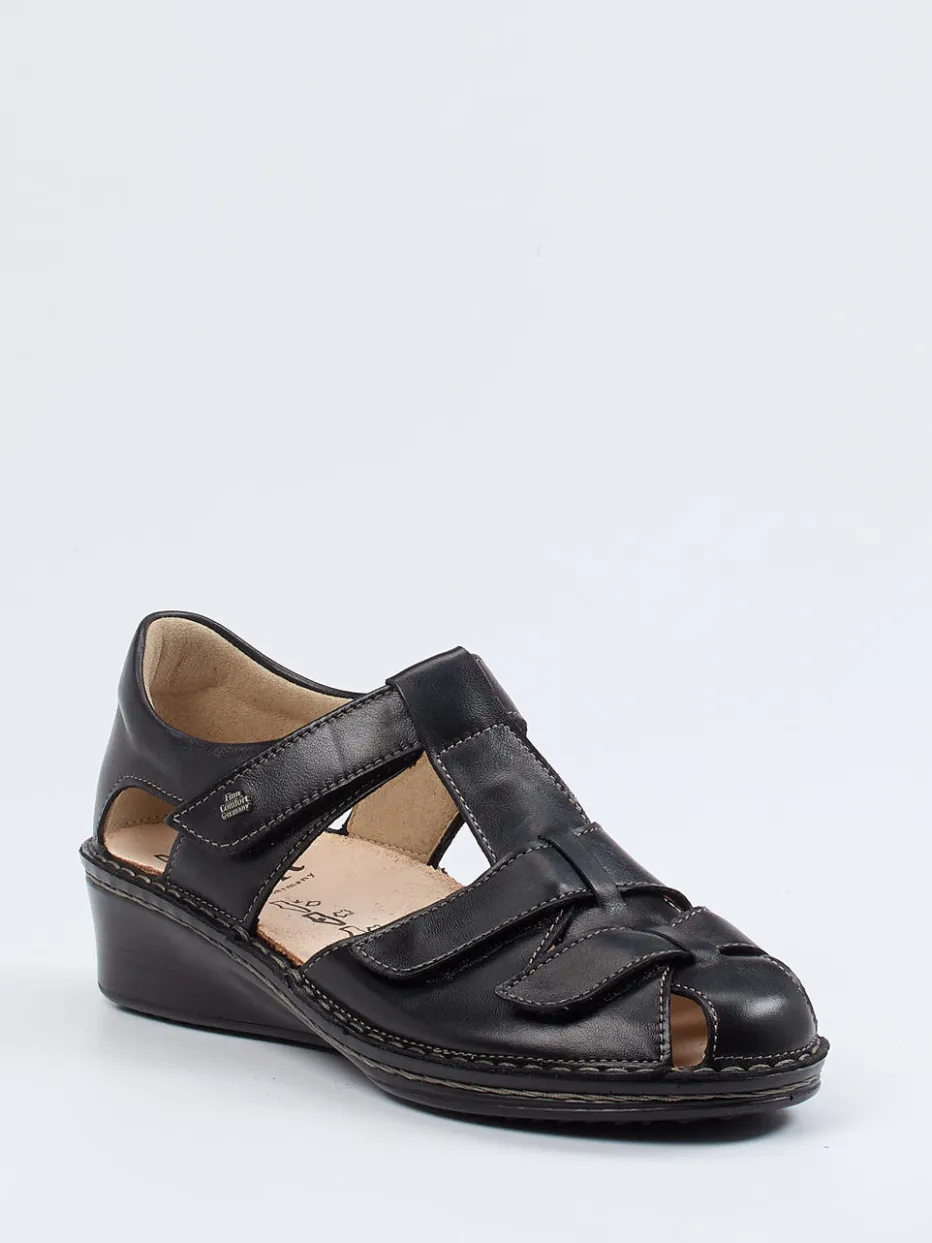 – Komfortsandalen aus Kalbleder*Finn Comfort Online